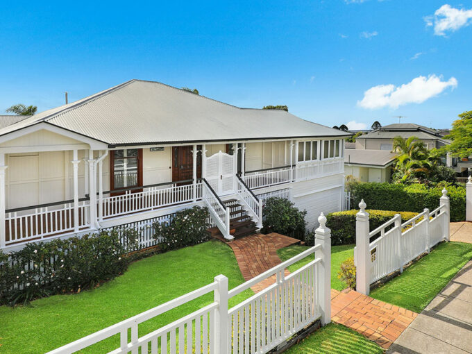 Villa on Hollywood Boulevard